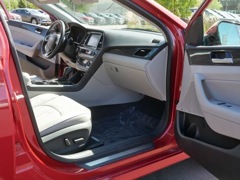 Used 2018 Hyundai Sonata Limited w/ Ultimate Package 07 FWD image 19