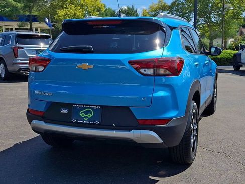 Certified 2026 Chevrolet TrailBlazer LT w/ LT Cold Weather Package FWD image 2