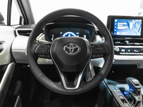 New 2026 Toyota Corolla Cross LE AWD/4WD image 17