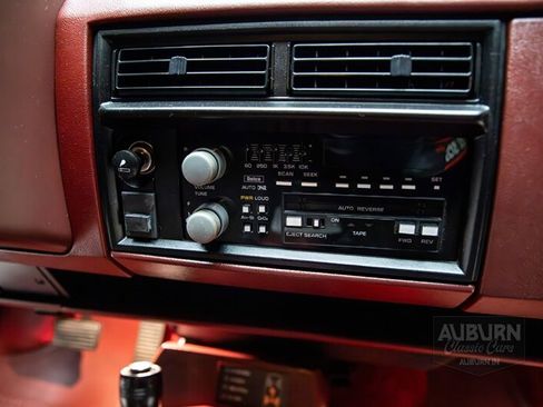 Used 1986 Chevrolet S10 Pickup 4WD image 24