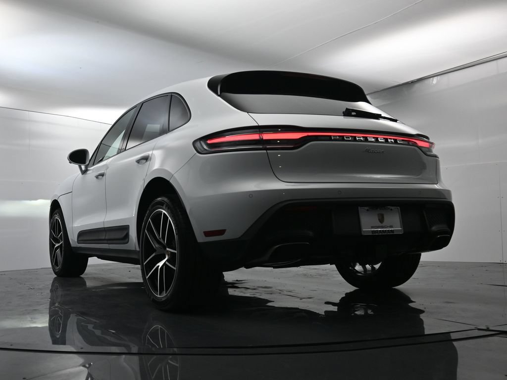 Certified 2026 Porsche Macan AWD/4WD image 48