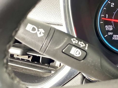 Used 2024 Chevrolet Equinox LT AWD/4WD image 18