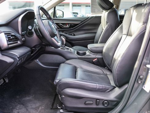 Used 2023 Subaru Outback Limited image 10