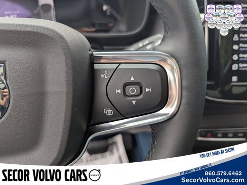 Certified 2023 Volvo C40 P8 Recharge Ultimate image 12