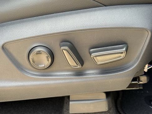 New 2026 Toyota Tacoma Limited AWD/4WD image 33