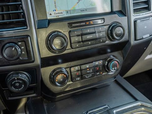 Used 2019 Ford F150 XLT w/ Equipment Group 302A Luxury image 29