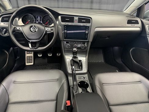 Used 2018 Volkswagen Golf Alltrack SE image 15
