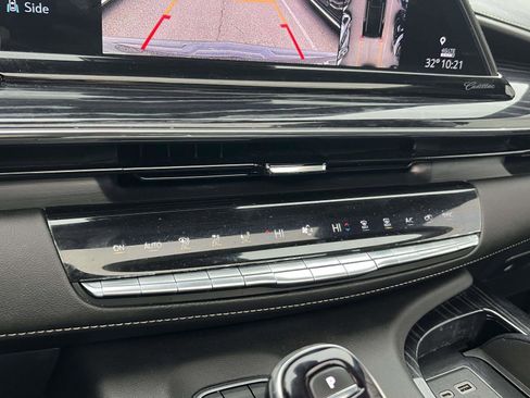 Used 2022 Cadillac Escalade ESV Sport image 31