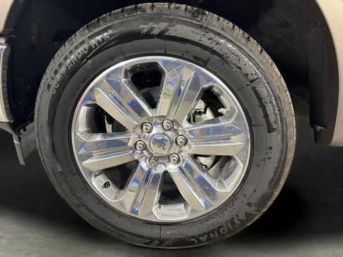 Used 2020 Ford F150 King Ranch w/ Equipment Group 601A Luxury AWD/4WD image 10