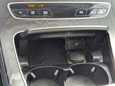 Used 2023 Mercedes-Benz E 450 4MATIC Sedan image 25
