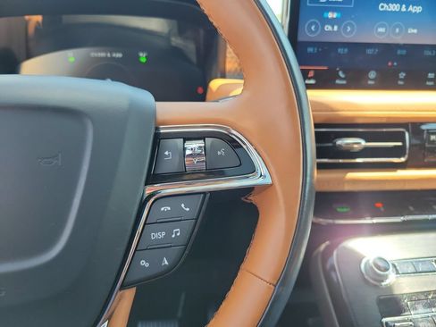 Certified 2022 Lincoln Nautilus Black Label w/ Class II Trailer Tow Package AWD/4WD image 25