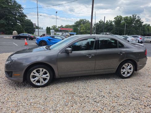 Used 2012 Ford Fusion SE FWD image 4