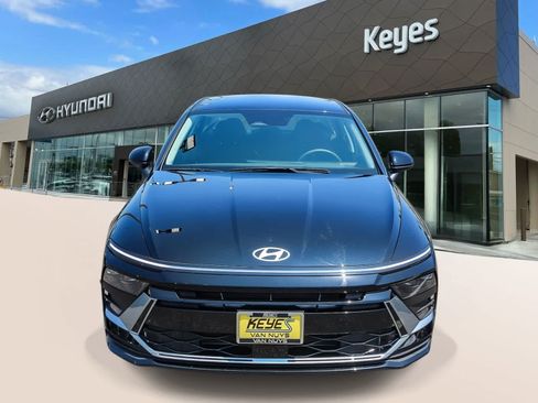 Certified 2025 Hyundai Sonata SE FWD image 2