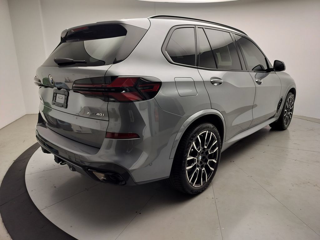 Certified 2024 BMW X5 xDrive40i w/ Executive Package AWD/4WD image 3