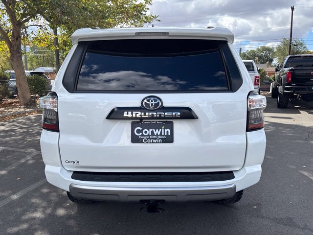 Used 2023 Toyota 4Runner TRD Off-Road Premium w/ Moonroof Package AWD/4WD image 5