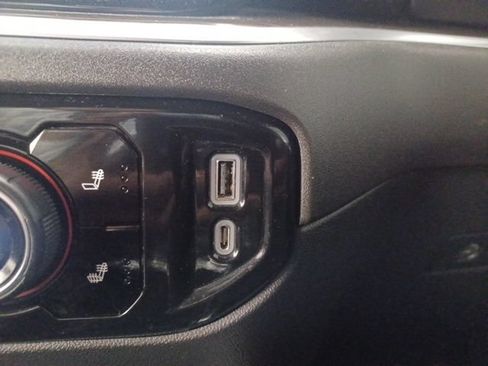Used 2023 Chevrolet Silverado 1500 LT RWD image 31