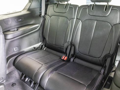 New 2026 Jeep Grand Cherokee L Limited AWD/4WD image 37