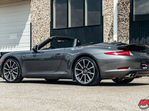 Used 2013 Porsche 911 Carrera RWD image 41