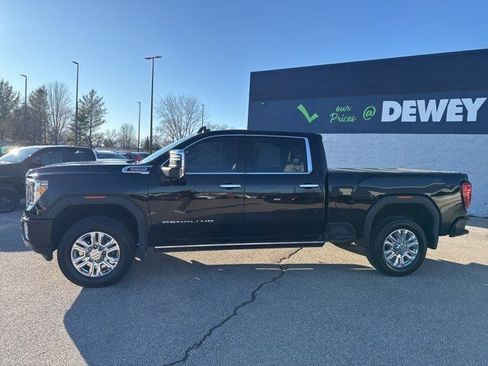 Used 2022 GMC Sierra 2500 Denali w/ Denali Ultimate Package image 2