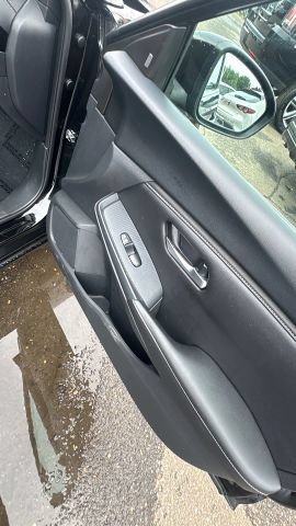 Used 2023 Nissan Sentra SV FWD image 23