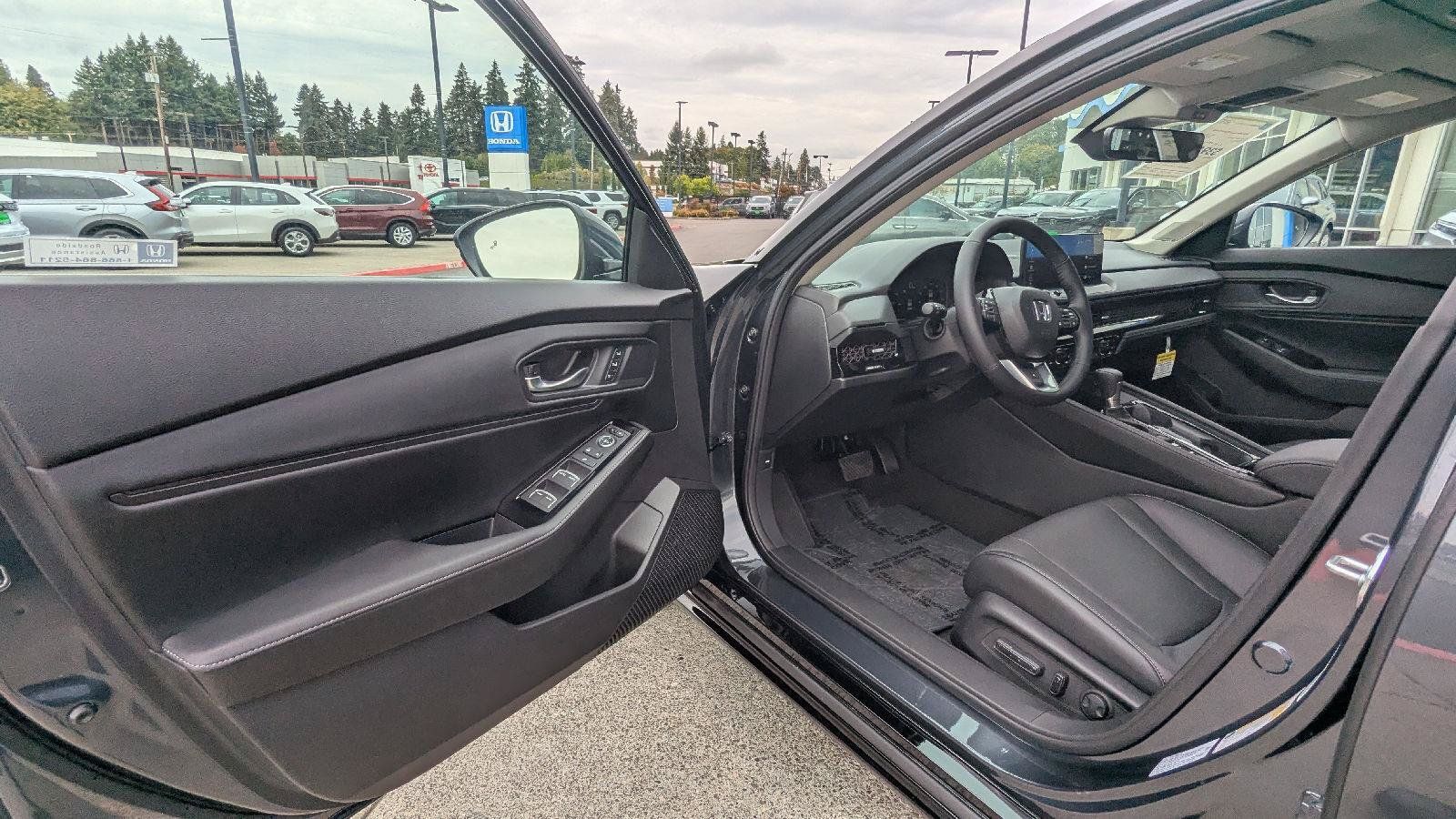 Used 2026 Honda Accord Touring image 11