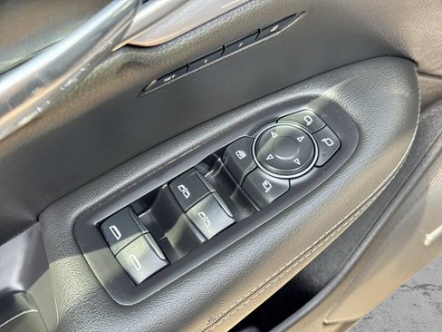 Used 2024 Cadillac XT6 Sport AWD/4WD image 19