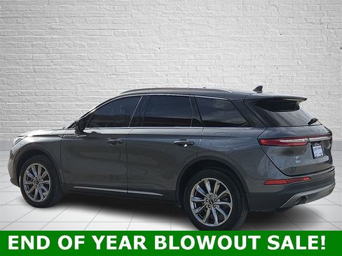 Used 2022 Lincoln Corsair FWD w/ Premium Package image 5