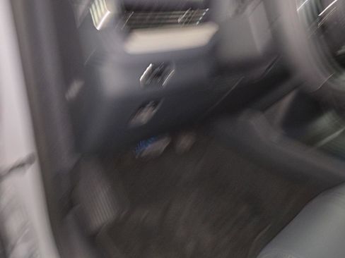 New 2026 Lincoln Navigator L Reserve w/ Jet Appearance Package image 12