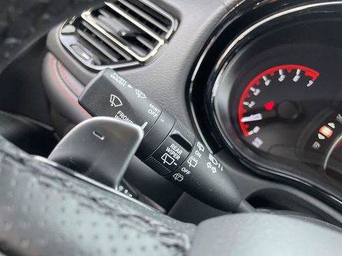 Certified 2025 Dodge Durango GT image 36