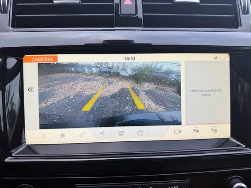 Used 2019 Land Rover Discovery HSE Luxury image 27