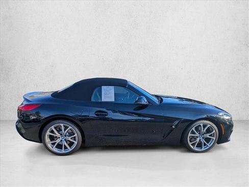 Used 2022 BMW Z4 sDrive30i w/ Convenience Package image 4