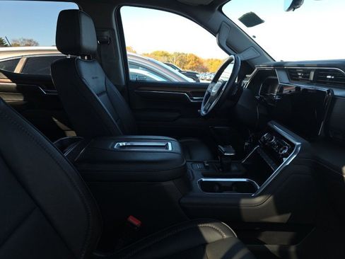 Used 2022 GMC Sierra 1500 Denali w/ Denali Reserve Package image 12