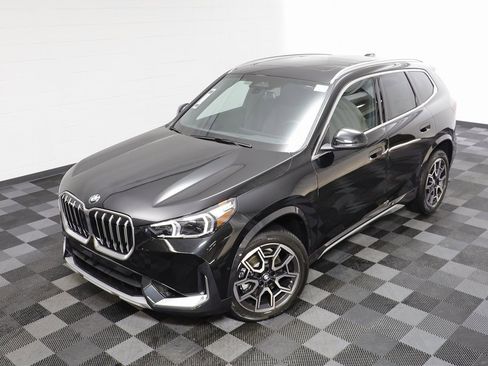 New 2026 BMW X1 xDrive28i w/ Convenience Package image 2