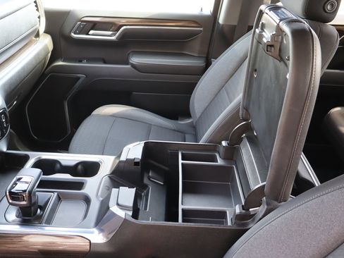Used 2024 Chevrolet Silverado 1500 RST AWD/4WD image 33