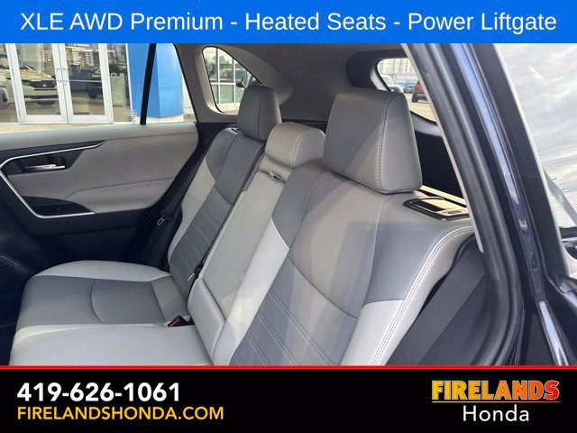 Used 2022 Toyota RAV4 XLE Premium AWD/4WD image 29