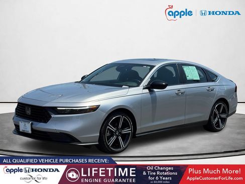 Used 2024 Honda Accord Sport image 5