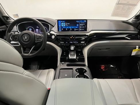 Certified 2025 Acura MDX SH-AWD w/ Technology Package image 17