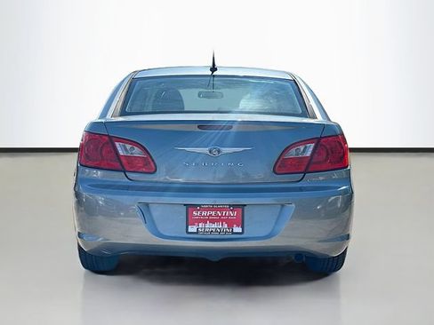 Used 2009 Chrysler Sebring Touring w/ Electronics Convenience Group FWD image 7