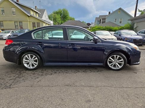 Used 2013 Subaru Legacy 2.5i Limited AWD/4WD image 4