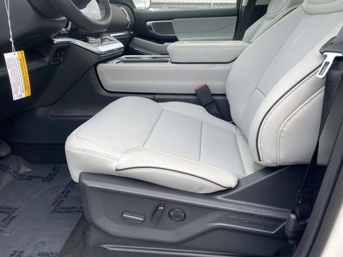 New 2026 Ford Expedition Max Platinum w/ Platinum Ultimate Package image 15