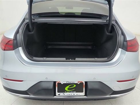 Used 2023 Mercedes-Benz EQE 500 4MATIC Sedan w/ Digital Light Package image 11