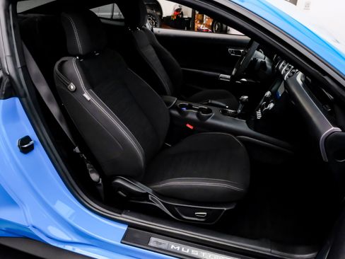 Used 2017 Ford Mustang GT image 33