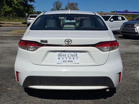 Used 2022 Toyota Corolla LE image 8