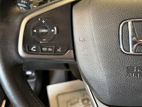 Used 2018 Honda Civic Sport image 10