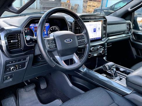 Used 2022 Ford F150 XLT w/ Equipment Group 302A High image 17