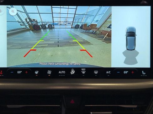 Certified 2025 Ford Escape SE FWD image 32