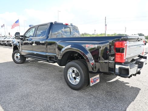 New 2026 Ford F350 King Ranch w/ Chrome Package image 7