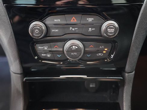 Used 2021 Chrysler 300 S w/ S Model Appearance Package RWD image 21