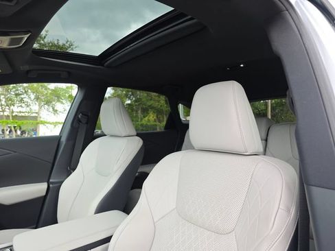 Used 2025 Lexus RX 350 Premium Plus w/ Accessory Package (Z1) FWD image 22