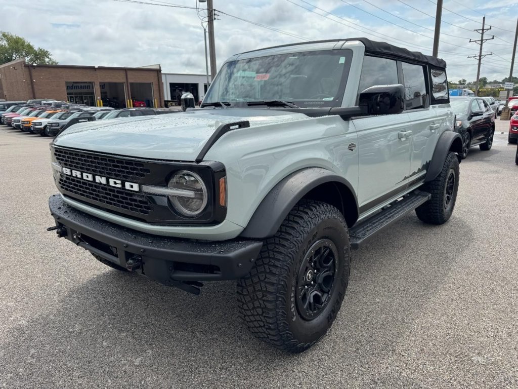 Used 2021 Ford Bronco Wildtrak AWD/4WD image 7